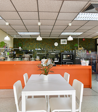 Sara-coffee-shop-03-1
